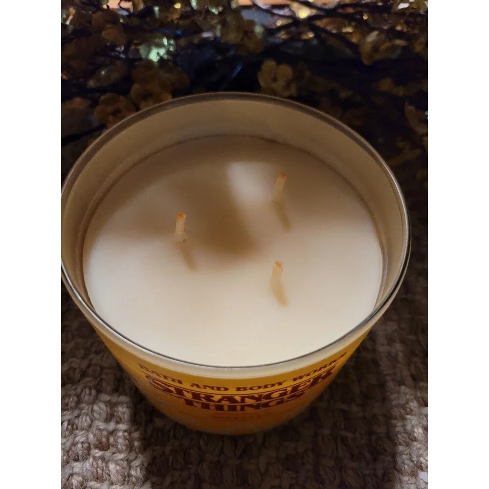 Eleven's Waffles (Stranger Things Collection) - Bath & Body Works 3-wick Candle